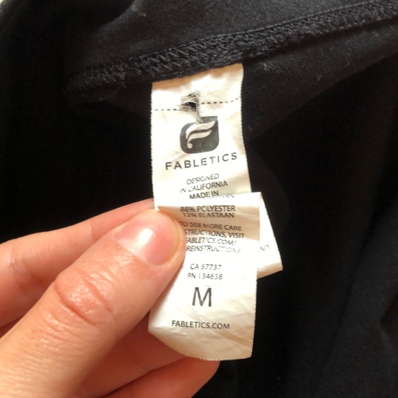 Fabletics cropped leggings - Picture 3 of 3